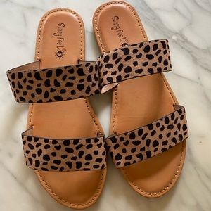Sunny Feet Sandals - Size 9